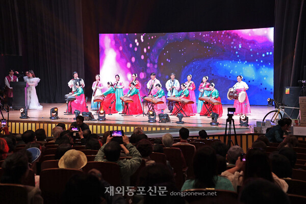 온정나눔 상호문화 대축제 장면