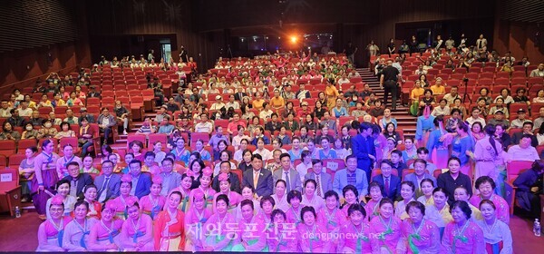 지난 2024년 9월말 국내 전국동포총연합회가 주최한 제1회 한민족예술단 대통합축제에는 500여명의 조선족이 참석해 성황을 이뤘다.