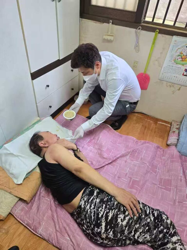 전국동포총연합회,서울적십자병원에 감사패 전달